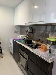 Esparina Residences (D19), Condominium #305110901